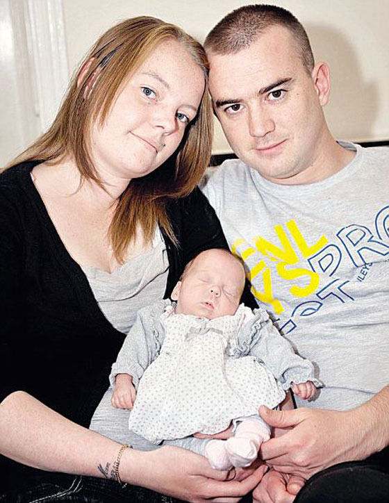 كيس سندويشات في مطبخ المستشفى يبقي المولودة حيّة 