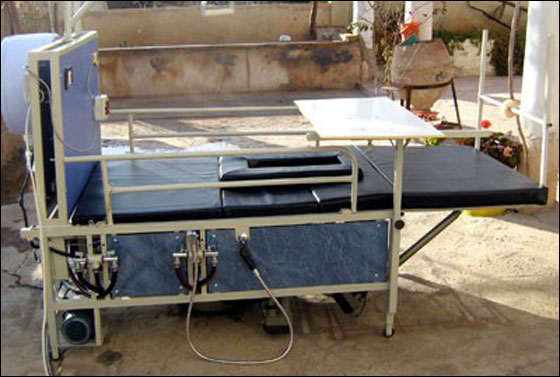 سوري ابتكر سرير طبي خاص يساعد ذوي الإعاقات الحركية! 