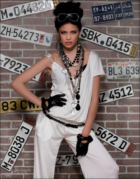 الحسناء إيرينا شاريبوفا تشارك في مسابقة ملكة جمال العالم! 