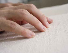 منطقة النظر في دماغهم تعمل رغم انهم فاقدي البصر!!