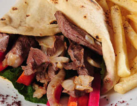 طريقة تحضير الشاورما بشرائح الفيليه! طريقة تحضير الشاورما بشرائح الفيليه!