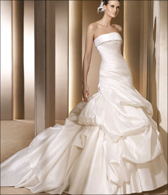 اجمل فساتين الزفاف لسنة 2011!!
