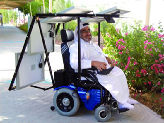 مقعد يسعى لقطع أطول مسافة بكرسيه المتحرك!!