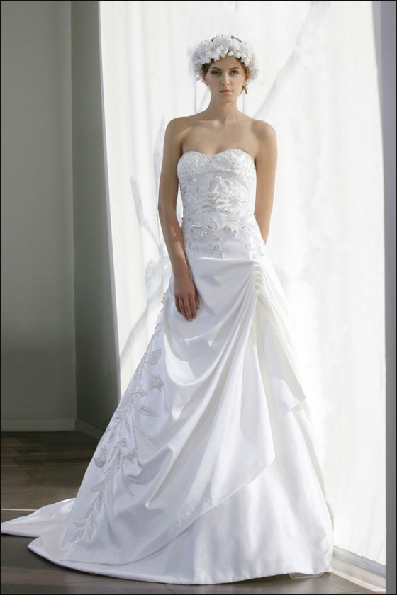 بالصور.. اجمل فساتين الزفاف لسنة 2011