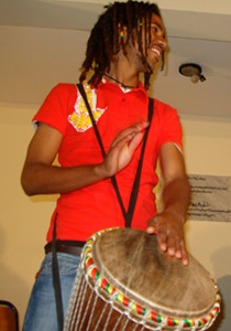 نخبة من الصم ينجحون في تكوين.. فرقة موسيقية في المغرب!