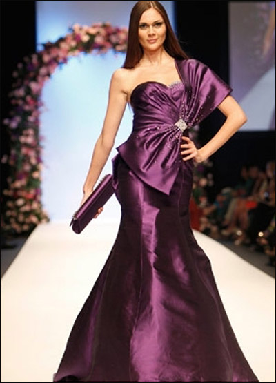 اليكن.. أجمل أزياء ربيع وصيف 2011!