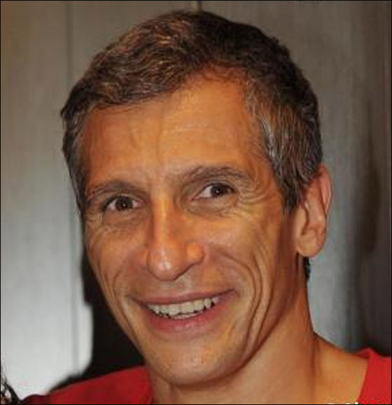 متسابق ضرير يحقق رقما قياسيا ويربح 160 الف يورو! متسابق ضرير يحقق رقما قياسيا ويربح 160 الف يورو!