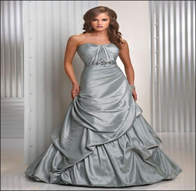 للمقبلات على الزواج والخطوبة.. اجمل تشكيلة من الفساتين!!