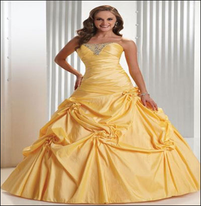 للمقبلات على الزواج والخطوبة.. اجمل تشكيلة من الفساتين!!