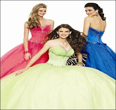 للمقبلات على الزواج والخطوبة.. اجمل تشكيلة من الفساتين!!