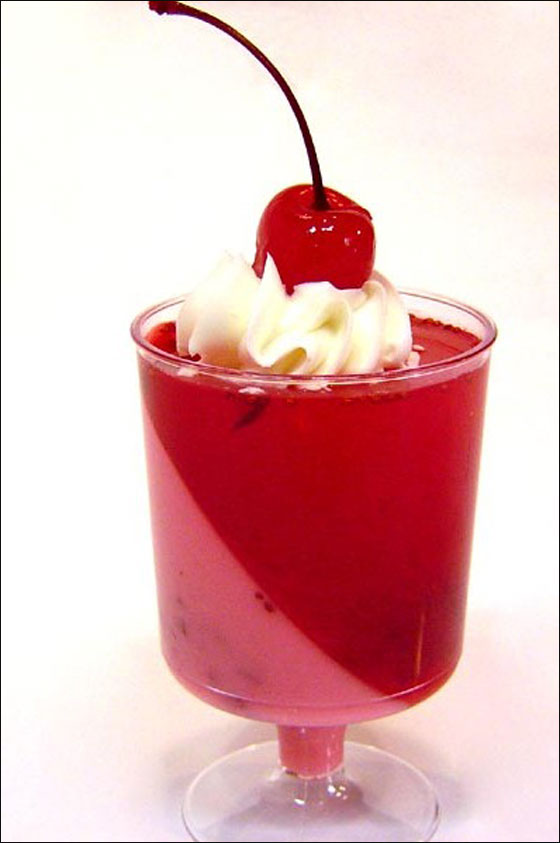 تشكيلة من العصائر والمشروبات المزينة!!