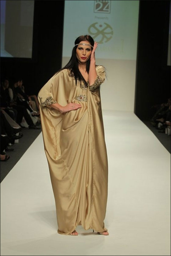 تشيكلة ازياء ربيع وصيف 2011!!