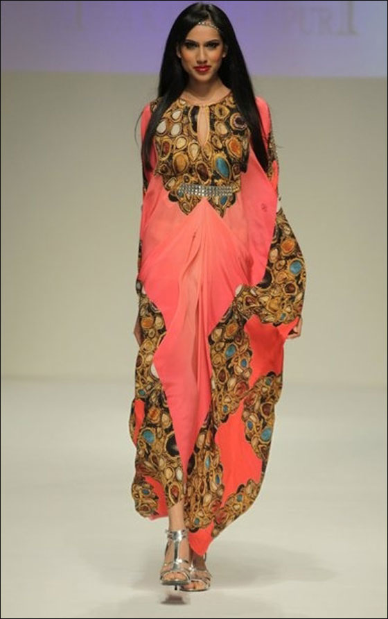 تشيكلة ازياء ربيع وصيف 2011!!