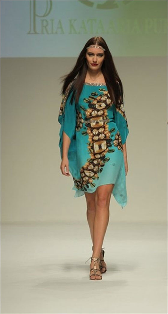 تشيكلة ازياء ربيع وصيف 2011!!