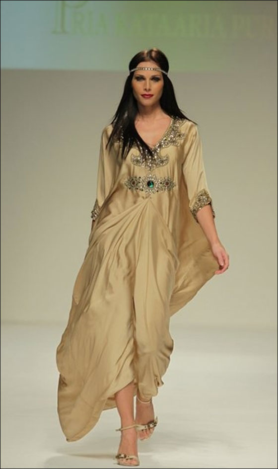 تشيكلة ازياء ربيع وصيف 2011!!