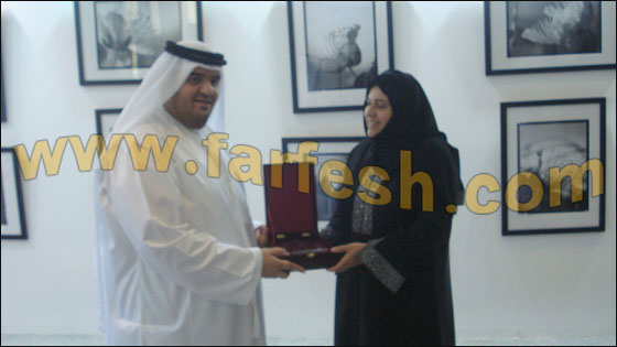 اول فنانة كفيفة كويتية تغني بجانب الاماراتي حسين الجسمي! اول فنانة كفيفة كويتية تغني بجانب الاماراتي حسين الجسمي!