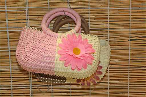 اليك سيدتي.. اجمل الحقائي اليدوية لجميع المناسبات!