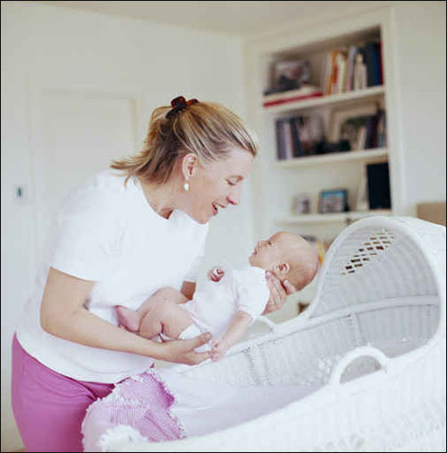 للنساء المقبلات على الولادة.. اليكن تشيكلة رائعة من اسرة الاطفال!