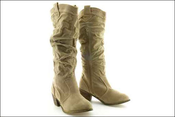 نقدم لك سيدتي.. اجمل جزمات الشتاء!