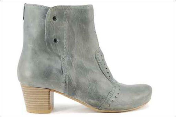 نقدم لك سيدتي.. اجمل جزمات الشتاء!