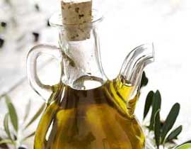 عالجي شعرك المتقصف.. بأقنعة طبيعية!!