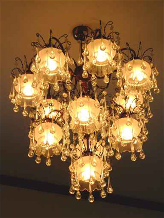 لاضاءة منزلك اليك.. اروع الثريات الخلابة!