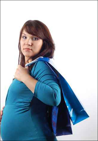 نقدم لكم.. تشكيلة من ملابس الحوامل!!