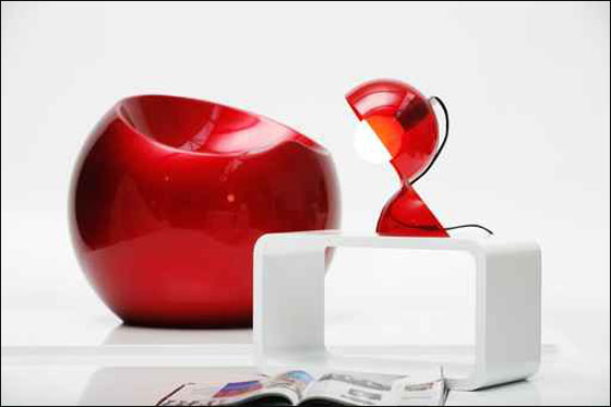 لمحبي التصاميم الغريبة.. نقدم لكم كراسي بأشكال رائعة!