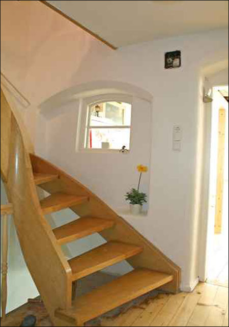 لمحبي ديكور الدرج الداخلي في البيت.. تمتعوا بالصور!