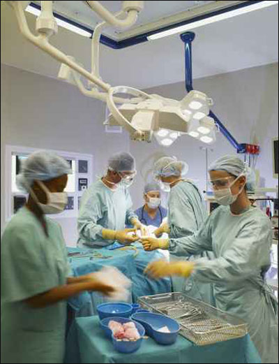 سوريا تنجح في استبدال مثانة مريض بقطعة من امعائه!سوريا تنجح في استبدال مثانة مريض بقطعة من امعائه! سوريا تنجح في استبدال مثانة مريض بقطعة من امعائه!سوريا تنجح في استبدال مثانة مريض بقطعة من امعائه!