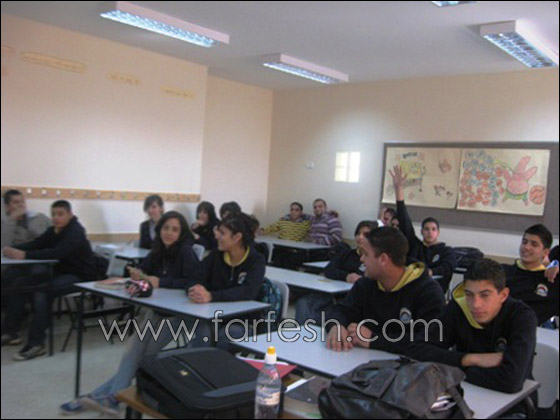 المنارة تواصل تمرير ورشات عمل توعوية في ثانوية اكسال المنارة تواصل تمرير ورشات عمل توعوية في ثانوية اكسال