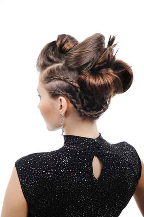 لتتالقي باجمل تسريحات الشعر.. اليك هذه الافكار الانيقة!