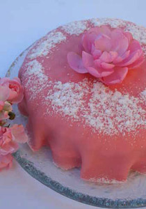 كعكة "المارزيبان" باللوز.. متعوا انفسكم أيها العاشقين!