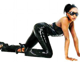 وفاة شابة ارادت تجميل مؤخرتها بصورة غير قانونية!