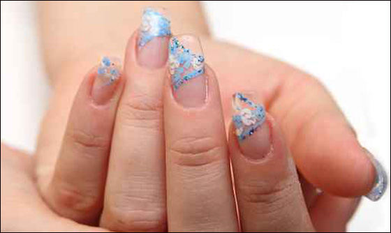 اليكن.. مجموعة رائعة من طلاء الاظافر متعددة الالوان!!