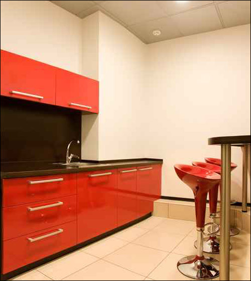 للأحمر رونق خاص في بيوتكم!