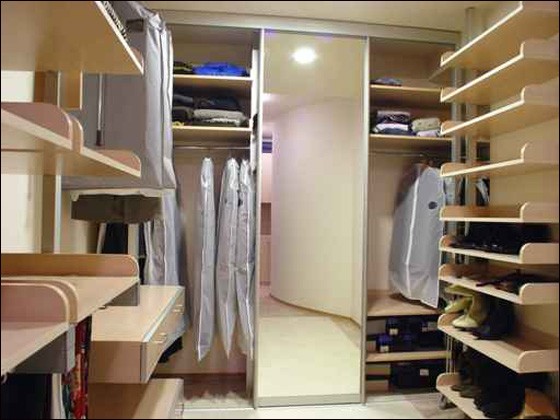 اليكم مجموعة من خزائن الملابس بألوان مختلفة!! 
