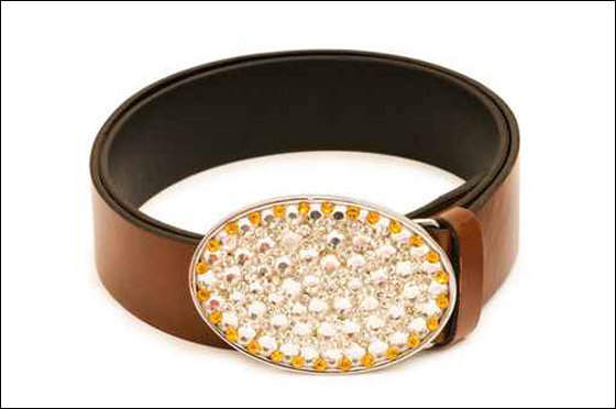 اليك سيدتي.. احمل الاحزمة لكل مناسبة!