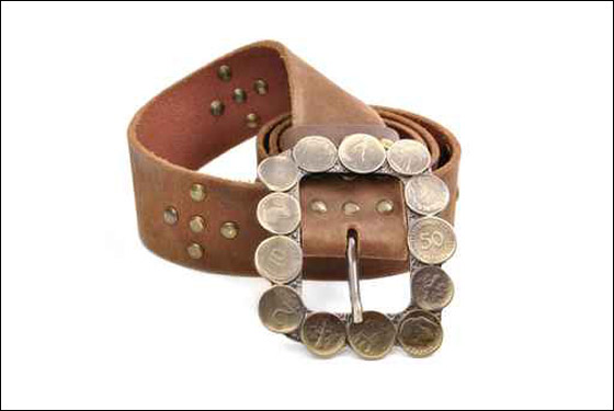 اليك سيدتي.. احمل الاحزمة لكل مناسبة!