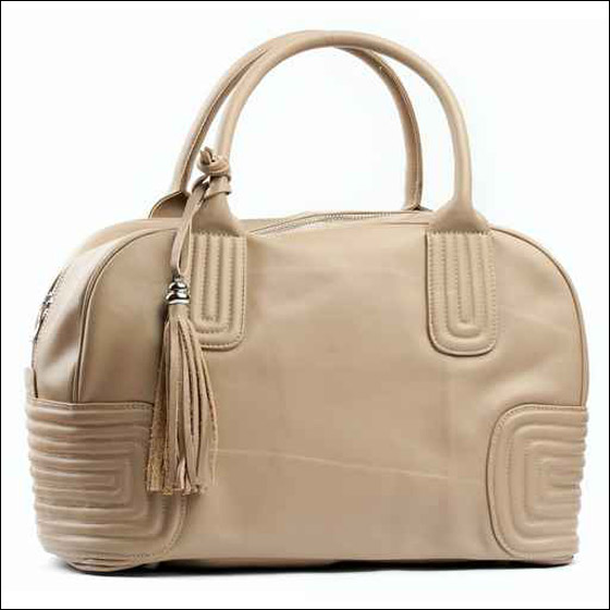 جزادين يد مختلفة الى كل السيدات 