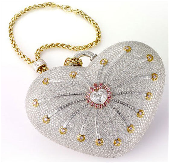 اغلى حقيبة يد بالعالم مرصعة بالالماس بقيمة 3.8 مليون دولار