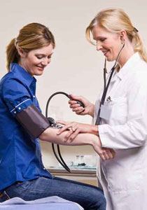 مثير.. اليكم تاثير المستوى التعليمي على مستوى ضغط الدم!!