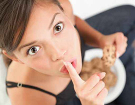 الوجبات السريعة تسبب جلطت قلبية.. ولكن الناس لا يتوقفون هن اكلها!