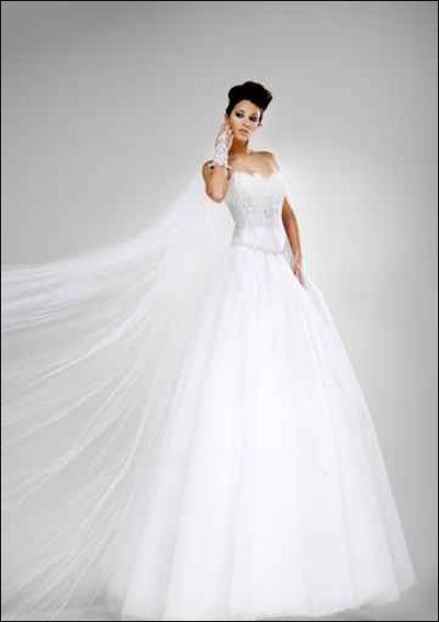 لكل المقبلات على الزواج.. إليكن مجموعة من فساتين الزفاف!