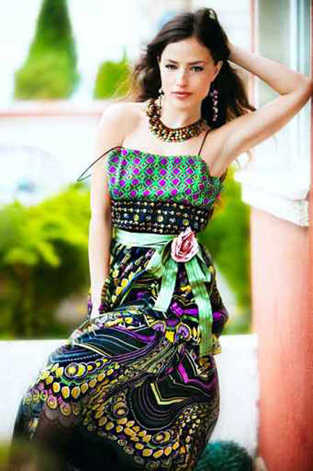 ربيع 2011.. الاخضر هو المسيطر في الازياء!!