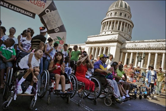 الالاف في ماراتون تيري فوكس لاحياء ذكرى وفاته الـ30!!