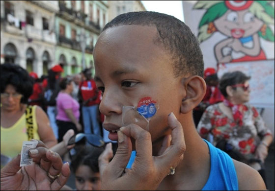 بالصور.. الالاف يحيون "ماراتون الامل" لدعم الاعاقات الجسدية! 