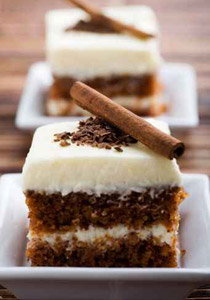 اليكم.. فطيرة القرفة مع البندق!