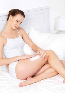 تعانين من سواد الركب والمرفقين؟.. اليك الحل!