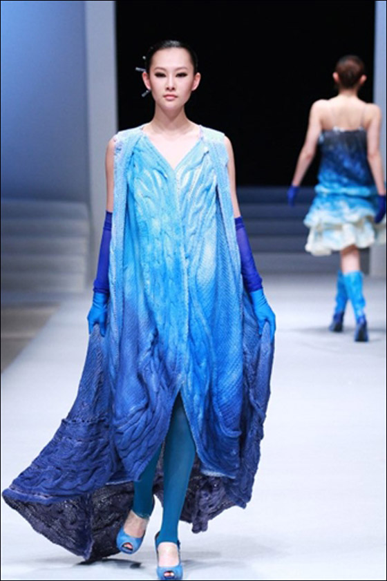 بالصور.. شاهدوا احدث تصاميم اسبوع الموضة في الصين!